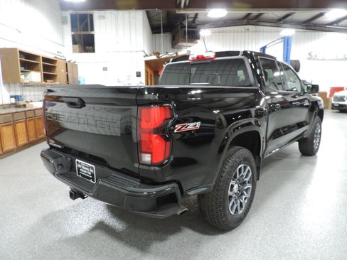 Used 2023 Chevrolet Colorado Z71 image 14