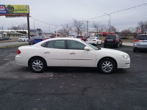 Used 2008 Buick LaCrosse CX image 16