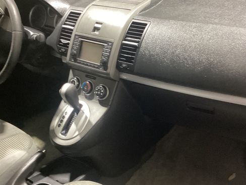 Used 2012 Nissan Sentra SR image 6