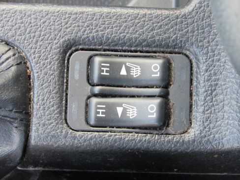 Used 2014 Subaru Impreza 2.0i Premium Sedan AWD/4WD image 18