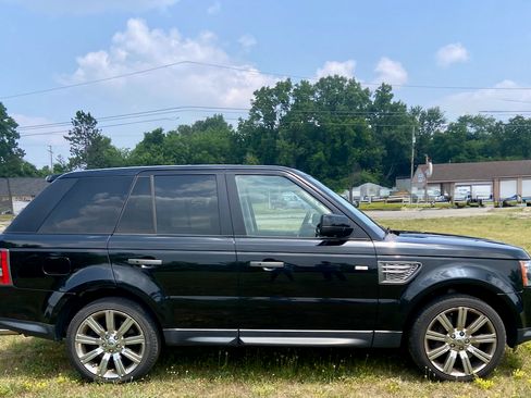 Used 2010 Land Rover Range Rover Sport Supercharged AWD/4WD image 43
