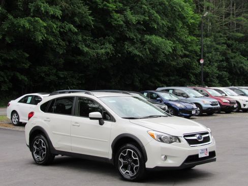 Used 2015 Subaru XV Crosstrek 2.0i Premium AWD/4WD image 11
