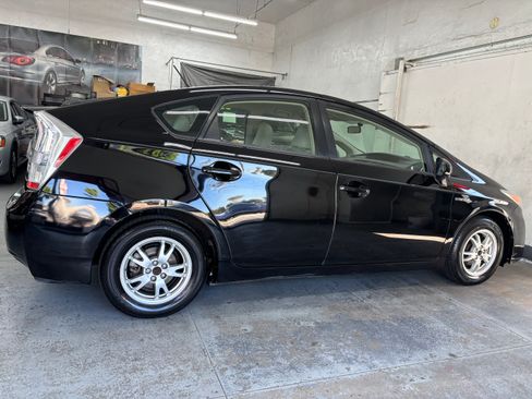 Used 2010 Toyota Prius Two image 7