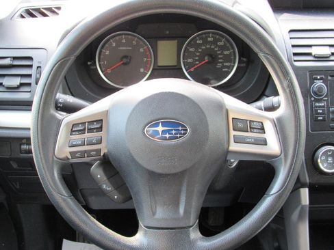Used 2015 Subaru Forester 2.5i Premium AWD/4WD image 22