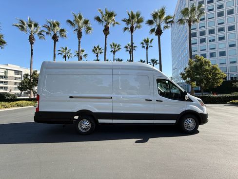 Used 2021 Ford Transit 350 image 7