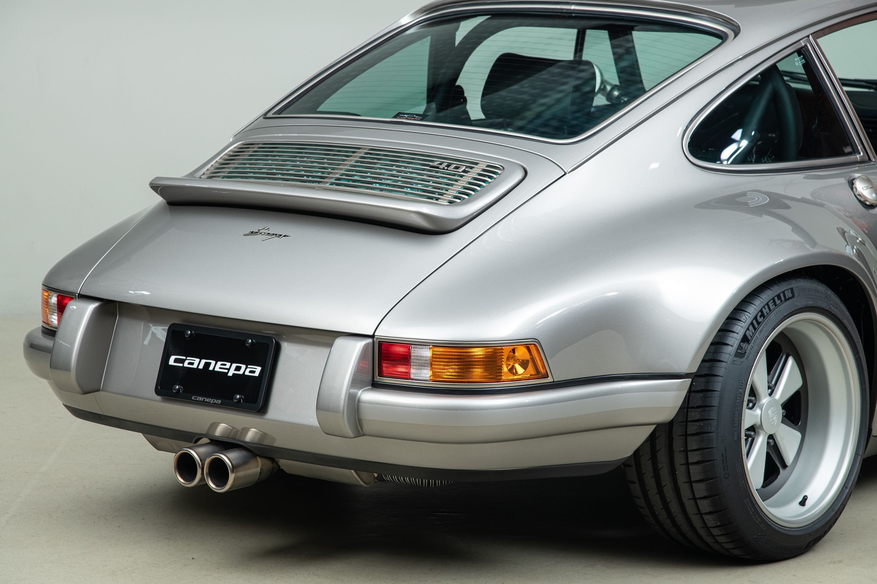 Used 1989 Porsche 911 Carrera RWD image 94