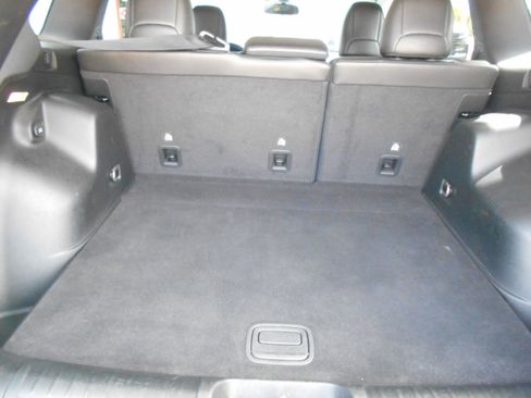 Used 2021 Jeep Cherokee 4WD Latitude image 7