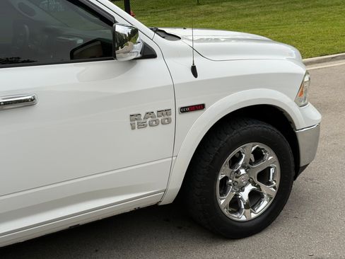 Used 2018 RAM 1500 2WD Crew Cab Laramie image 53