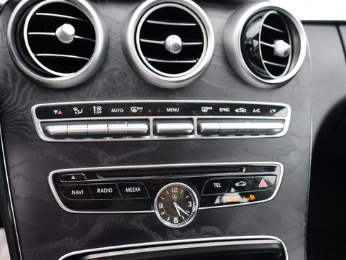 Used 2017 Mercedes-Benz C 300 Luxury image 31