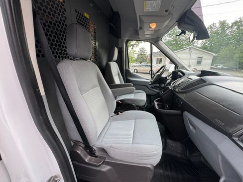 Used 2015 Ford Transit 250 148 Medium Roof RWD image 23