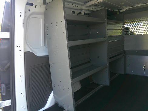 Used 2021 Ford Transit Connect XL image 9