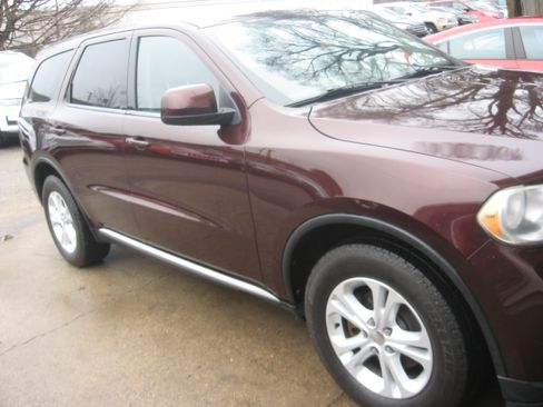 Used 2012 Dodge Durango SXT image 3