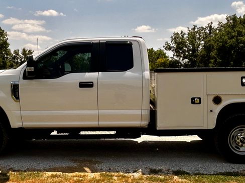 Used 2022 Ford F250 4x4 SuperCab Super Duty image 10