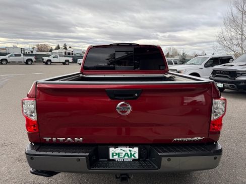 Used 2017 Nissan Titan PRO-4X image 4