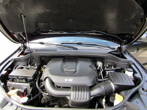 Used 2015 Jeep Grand Cherokee 4WD Laredo image 24