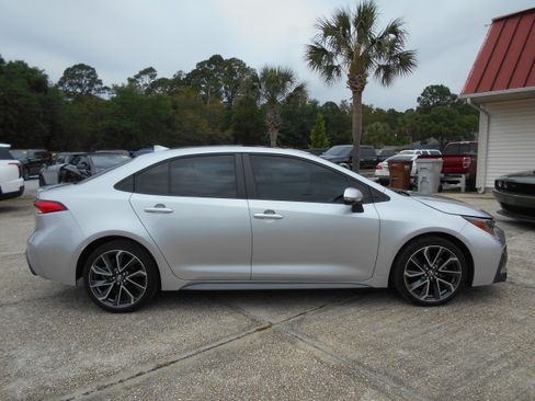 Used 2021 Toyota Corolla SE Sedan w/ Premium Package FWD image 1