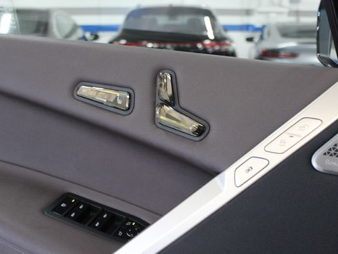 Used 2024 BMW iX M60 AWD/4WD image 27