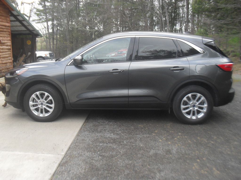Used 2020 Ford Escape SE AWD/4WD image 5