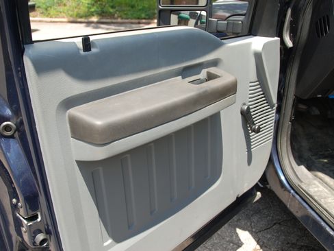 Used 2015 Ford F250 image 13