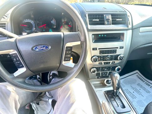Used 2012 Ford Fusion SE image 7
