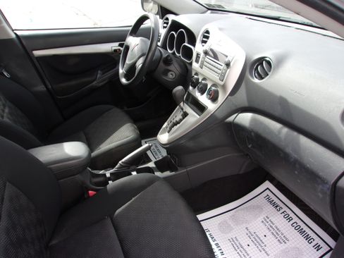 Used 2010 Pontiac Vibe image 4