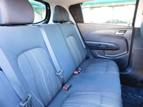 Used 2016 Chevrolet Sonic LT image 18