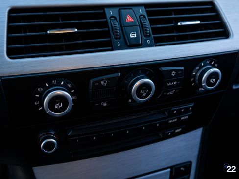 Used 2008 BMW M5 image 39