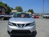 Used 2017 Nissan Rogue Sport S image 3
