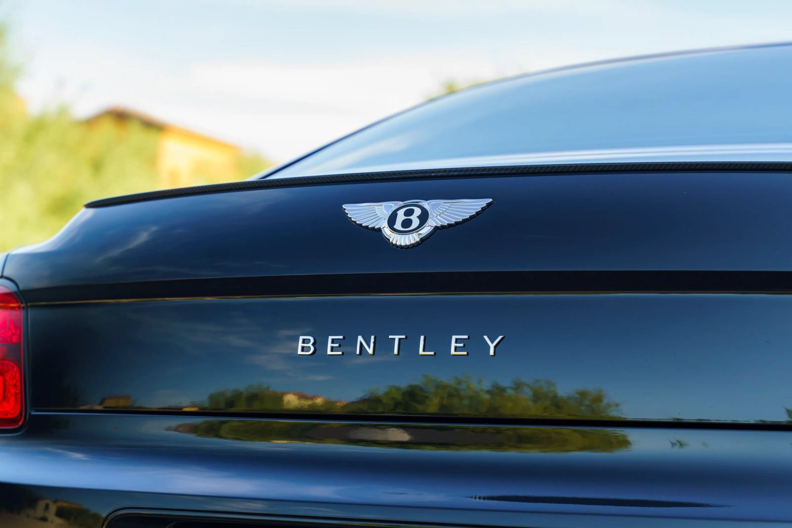Used 2024 Bentley Flying Spur Flying Spur AWD/4WD image 46