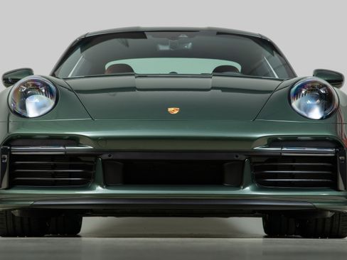 Used 2023 Porsche 911 Sport Classic image 14
