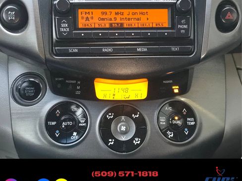 Used 2012 Toyota RAV4 Limited image 9