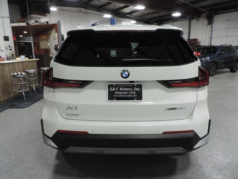Used 2023 BMW X1 xDrive28i image 18