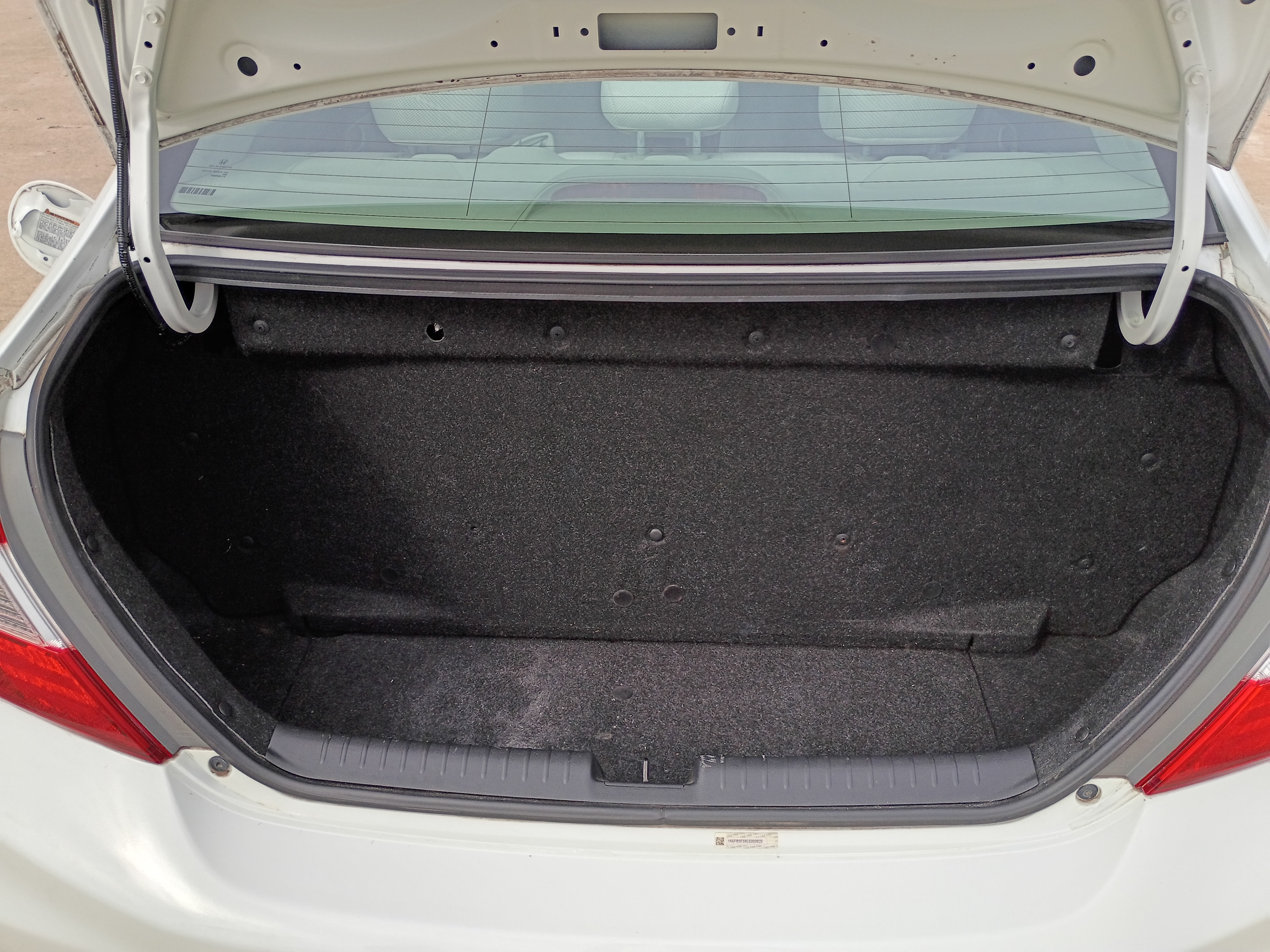 Used 2012 Honda Civic Natural Gas Sedan image 16