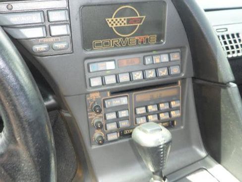 Used 1991 Chevrolet Corvette Convertible image 20