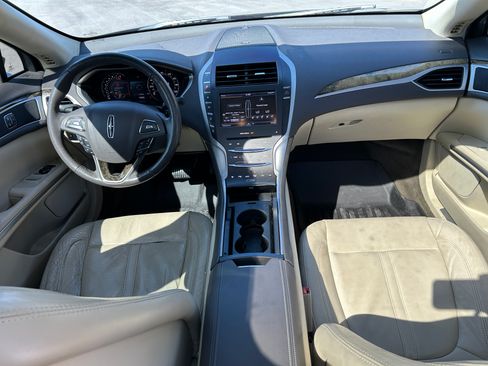 Used 2013 Lincoln MKZ UNAVAIL FWD image 10