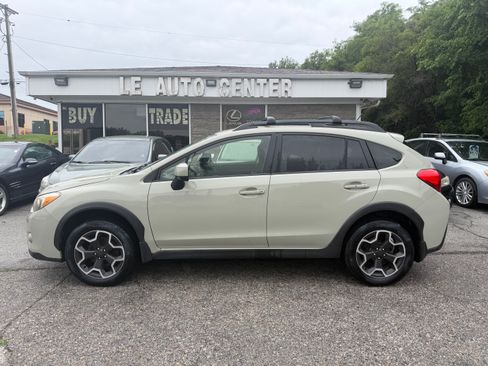 Used 2014 Subaru XV Crosstrek 2.0i Premium AWD/4WD image 1