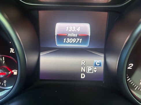 Used 2019 Mercedes-Benz CLA 250 UNAVAIL image 12