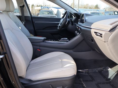 Used 2021 Hyundai Sonata Limited image 15