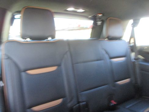 Used 2021 GMC Yukon AT4 Ultimate image 21