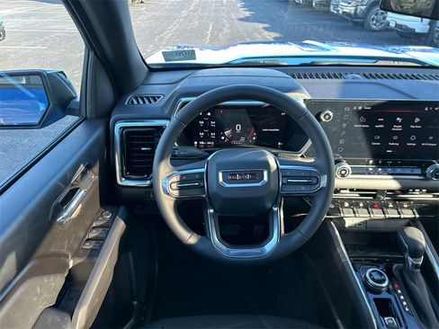 New 2026 GMC Canyon Elevation image 27