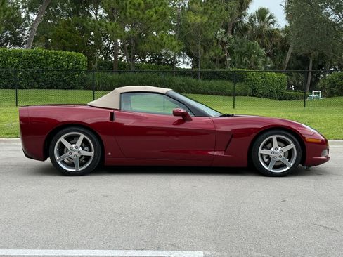 Used 2006 Chevrolet Corvette Convertible RWD image 22