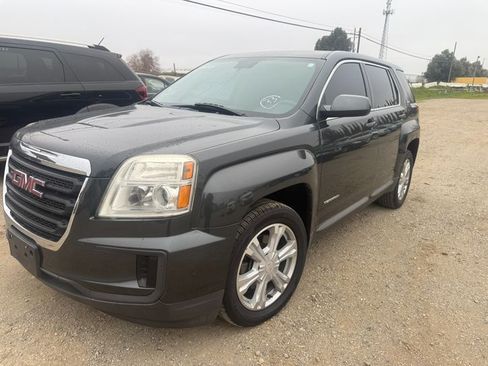 Used 2017 GMC Terrain SLE image 3