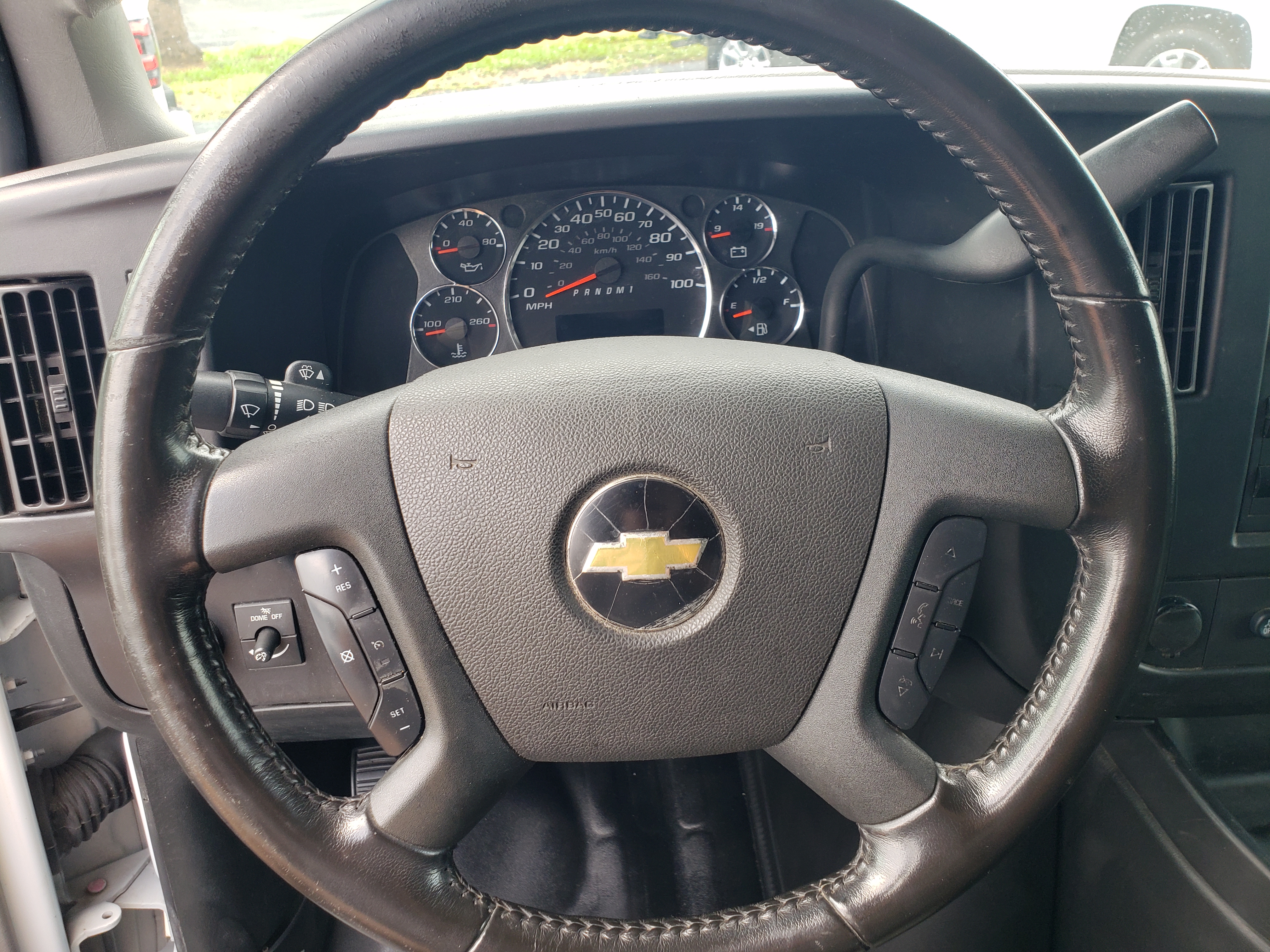 Used 2020 Chevrolet Express 2500 UNAVAIL RWD image 12