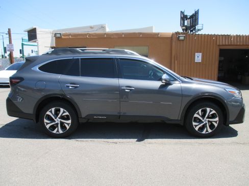 Used 2021 Subaru Outback Touring AWD/4WD image 1