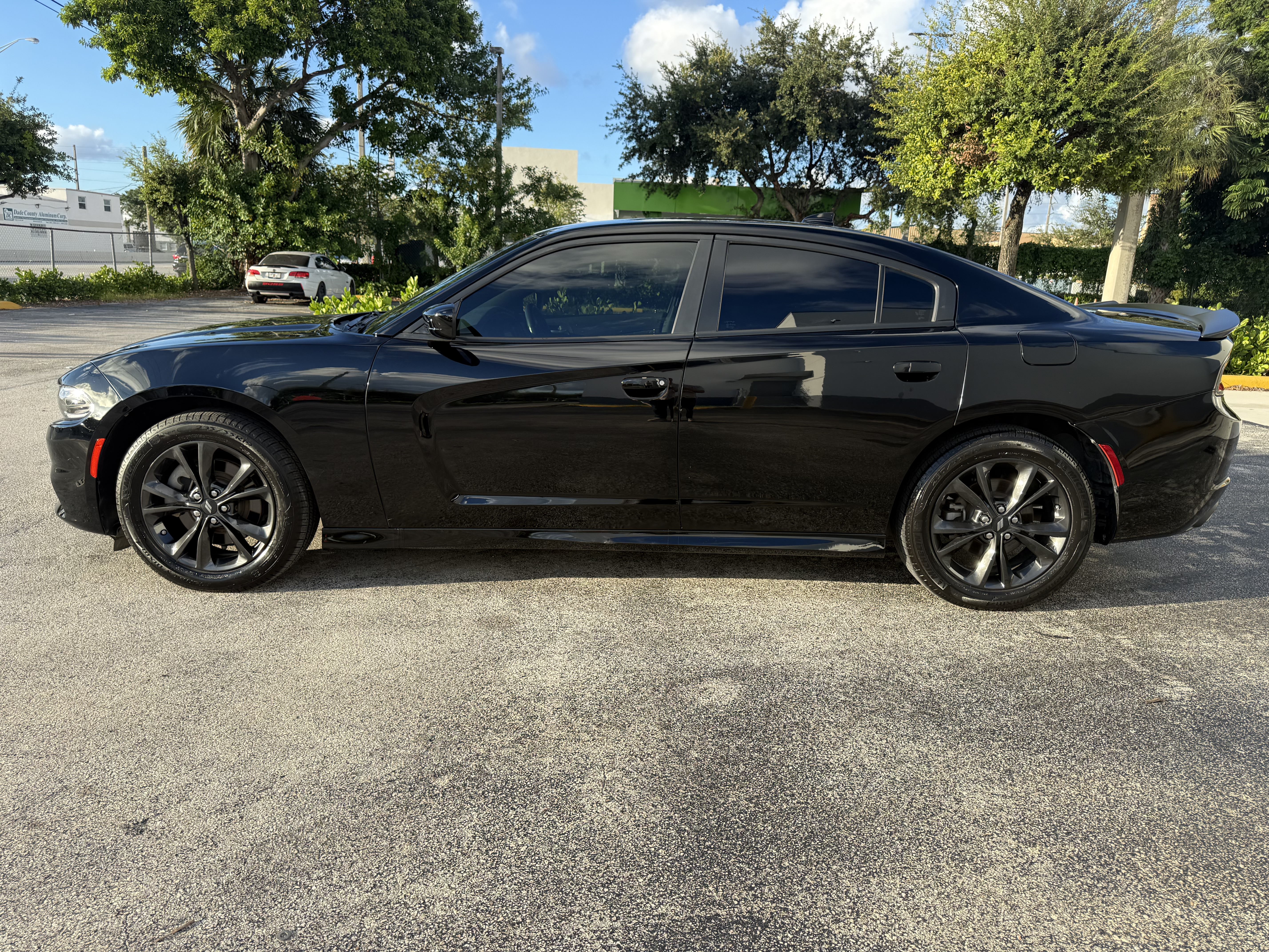 Used 2022 Dodge Charger SXT AWD image 13
