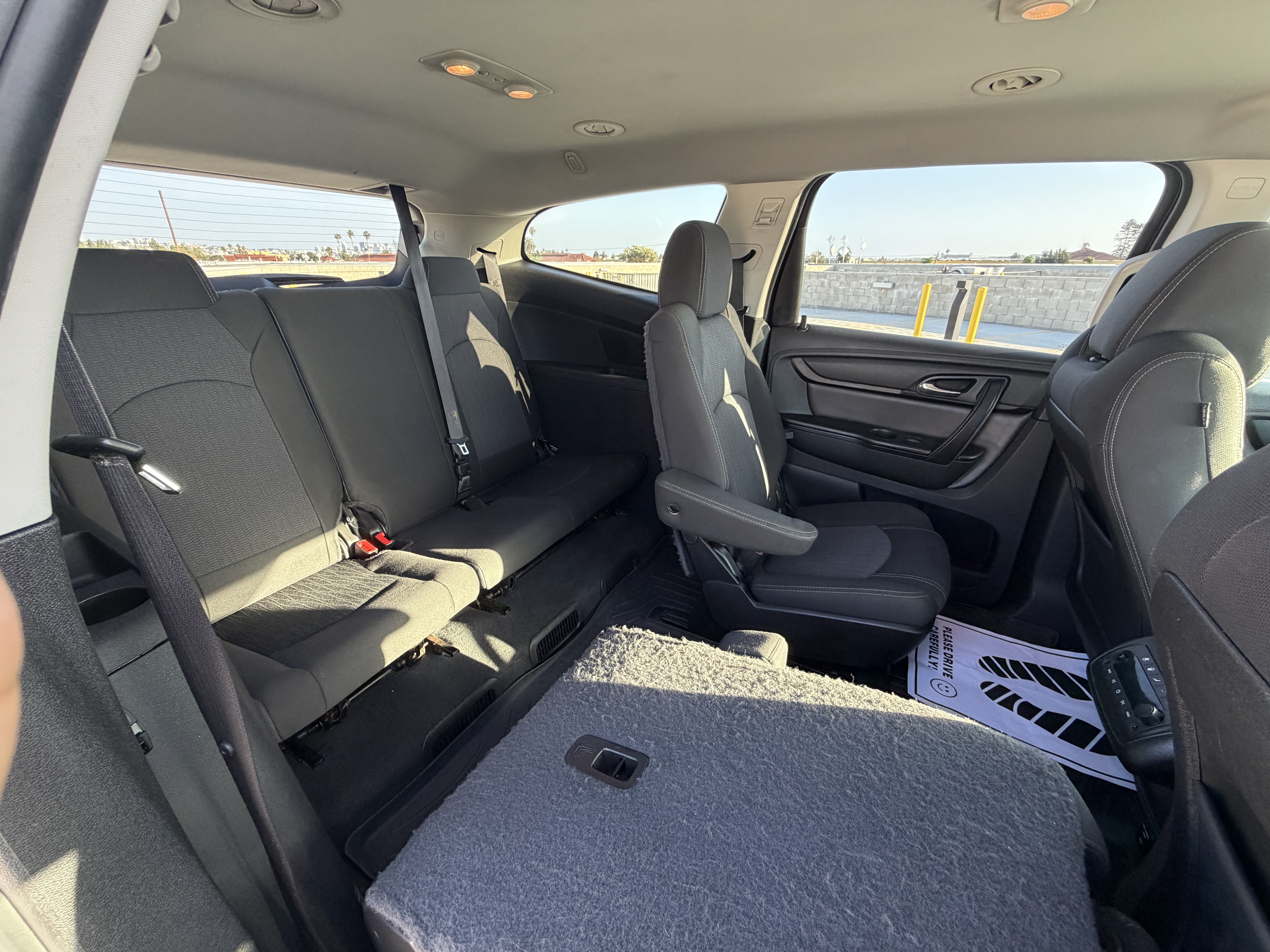 Used 2016 Chevrolet Traverse FWD LT w/ 2LT image 35