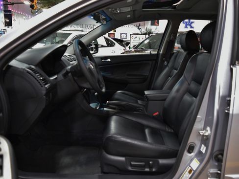 Used 2004 Honda Accord EX-L V6 Sedan image 18
