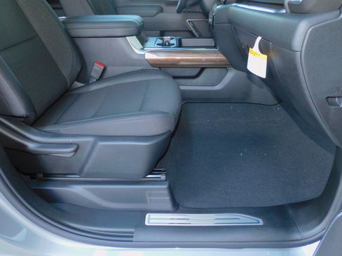 New 2026 Chevrolet Silverado 3500 4x4 Crew Cab LT image 23
