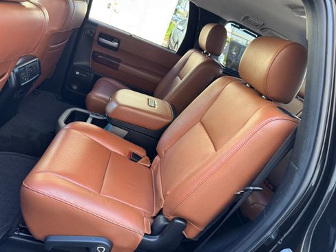 Used 2012 Toyota Sequoia Platinum image 20