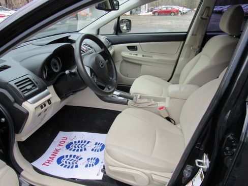 Used 2013 Subaru Impreza 2.0i Premium image 16